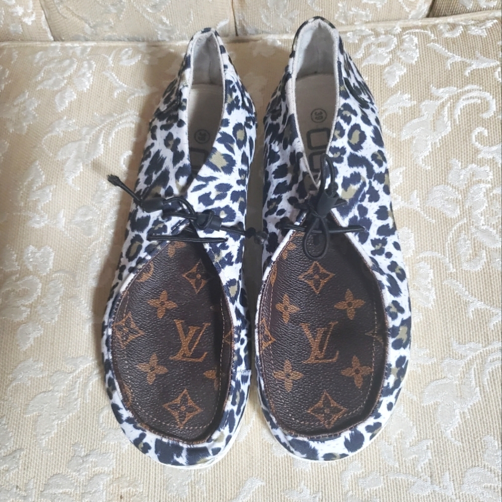 💥💥  HEY DUDES CUSTOMIZED SHOES